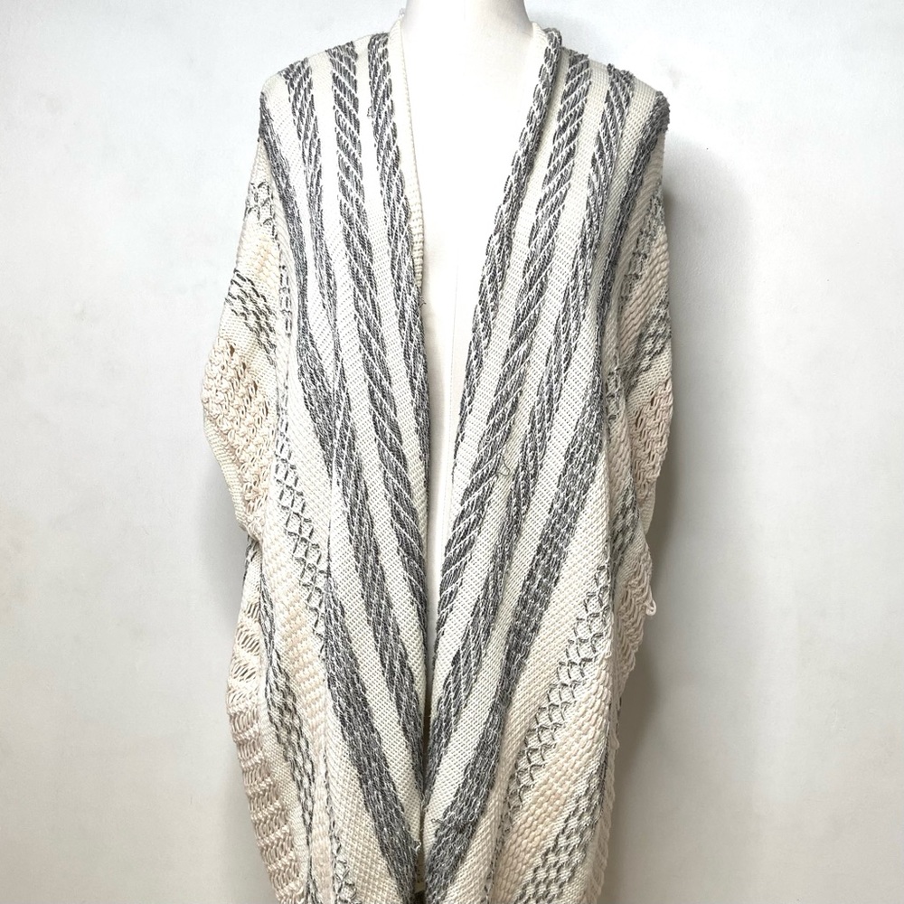 AMERICAN EAGLE Open Front Sweater